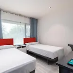 Arena Zone 酒店 3*