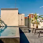 Luxury - Sea Port Ii Валенсия