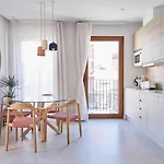 Slow Apartment *