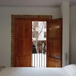 Con Encanto En Pleno Casco Antiguo Ron Valenciayole Апартаменты