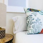 Md Reina Cabanal Apartment *