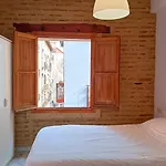 Con Encanto En Pleno Casco Antiguo Ron Valenciayole Валенсия