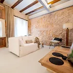 Design House With Swimming Pool Near The Sea Apartment *