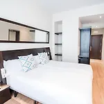 Petit Palace Plaza De La Reina Szálloda 3*