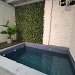 Lejlighed Pequeno Con Mini Piscina - No Climatizada Valencia