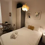 Pequeno Con Mini Piscina - No Climatizada Lejlighed Valencia