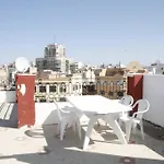 Apartmán Cosy Apt Terrace In Downtown