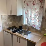 Con Cocina Y Bano Privado De Temporada Vacaciones Largas Long Desde 11 Noches バレンシア
