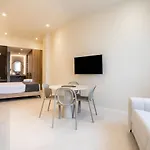 Lägenhet Valencia Guest North Station Pen Suites Valencia