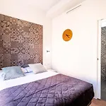 Beautifully Designed With Lots Of Natural Light Апартаменты *