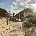 Adosado En La Playa De El Perellonet Con Piscina, Pista Tenis Дом отдыха Валенсия