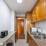 15 Min. Metro Ride To The Center *