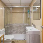 Appartamento Piso Familiar Cerca Del Centro, Ac Y Wifi Gratis *