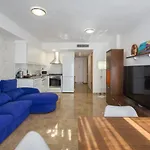 Piso Familiar Cerca Del Centro, Ac Y Wifi Gratis Appartamento