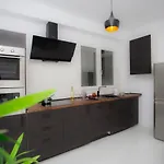 Singularstays Tinglado Apartment
