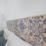 Florit Flats - Ceramic Home - 4 Guest - Ac Wifi - Near Sorolla Train Station * Valência