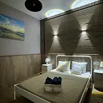 Διαμέρισμα Salom 5