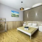 Salom 5 * Βαλένθια