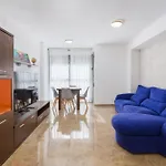 Appartamento Piso Familiar Cerca Del Centro, Ac Y Wifi Gratis *