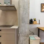 Travel Habitat Patraix Con Terracita アパート *