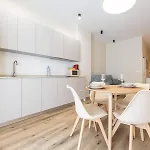 Pivote Flats - Marina A Apartament