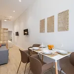 Florit Flats - Trafalgar Arts & Port דירה