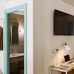 Pensjonat Lindala Natural 4*