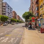 Familiar En Avenida Del Puerto *