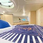 The Yacht Experience