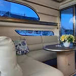 Botel The Yacht Experience