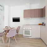 Soho By The Sea Apartment