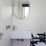 Florit Flats - Stylish 2 Bedroom Ac Wifi Terrace Attic In Center *