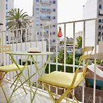 Apartament Hosted By Gracie Walencja