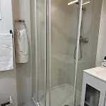 Sencilla En Piso Hogareno Valencia