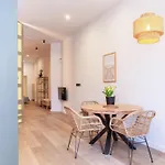 Mestalla Flats By Nomad Host