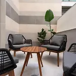 Dorm4you Arena Terraza 04 Aparthotel