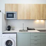 Daire Florit Flats - The Maritim Metro Station