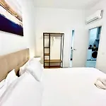 Convenient, Charming 15 Mins From Center * Valencia