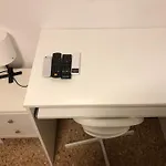Dos Puerto En Piso Compartido 홈스테이 발렌시아
