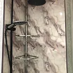 Dos Puerto En Piso Compartido * 발렌시아