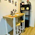 Ori B & Spacious Flat Close To The Center Apartament *