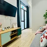 Bright & Stylish Flat Close To Center Valencie