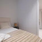 Pm - Loft Espaciosos Estudios Con Terraza Cerca A Artes Y Ciencias *