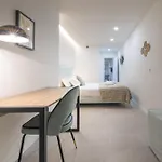 Ag7 Loft Espaciosos Estudios Con Terraza Cercanos Al Metro Zona Ayora Valencia