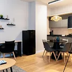 Dorm4you Arena 2 Apart Otel 4*