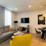 Apart Otel Dorm4you Arena 2 Valensiya