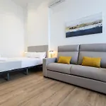 Les Arts Plaza By Concept Flats *