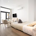 Flats - Exclusiva, Junto Al Roig Arena