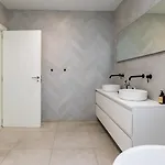 Casa Familiar 9 Pax, Smart Tv, Centro, Playa, Cafe, Ac * Валенсия