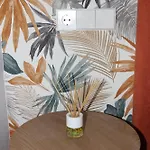 Ruzafa Tropical Apartment